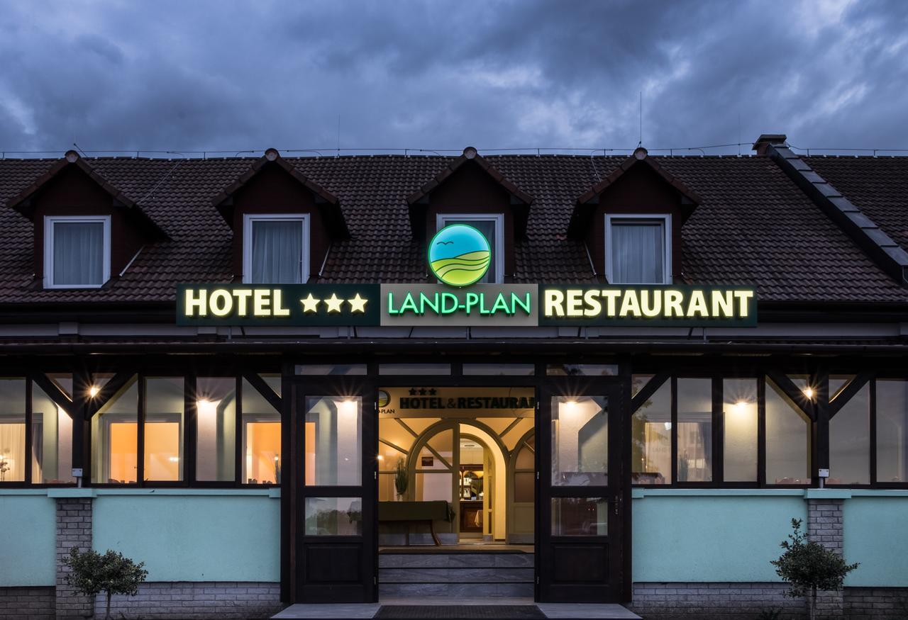Land-Plan Hotel Toltestava 外观 照片